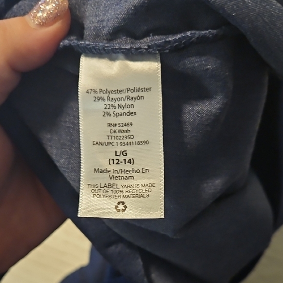 Like New Time and Tru Veey Stretchy Elastic Waistband Dark Blue Denim Shorts Lg - Picture 7 of 8